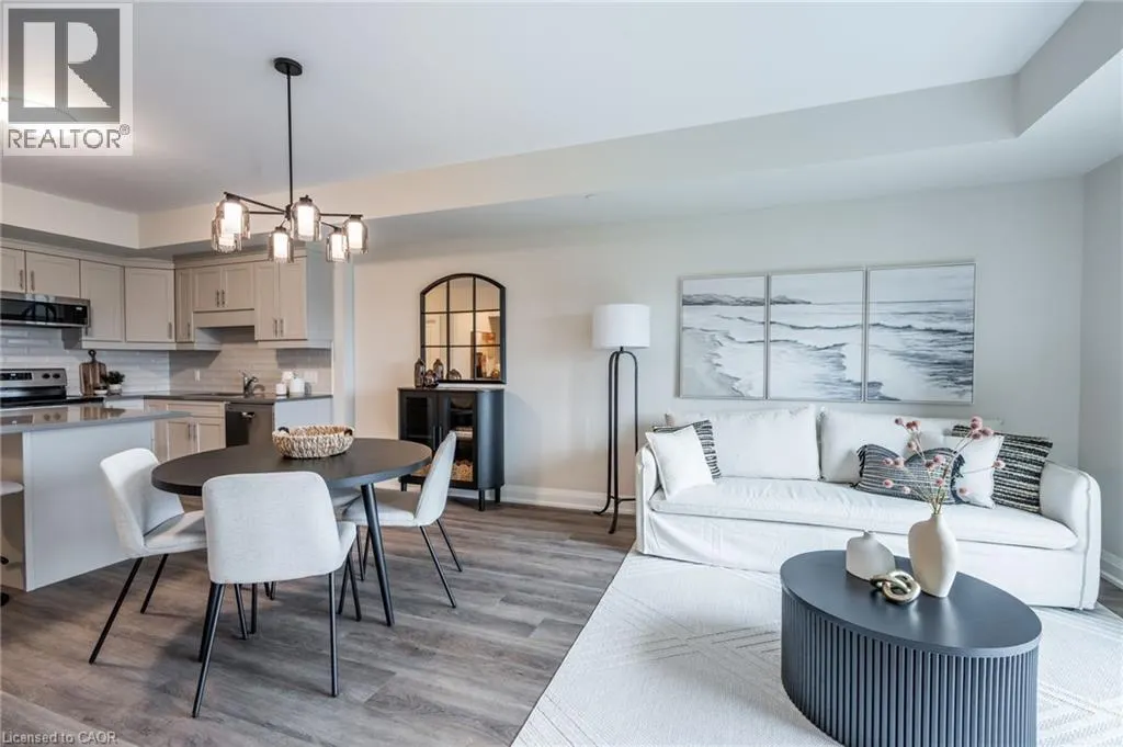 118 SUMMERSIDES Boulevard Unit# 307, #307
