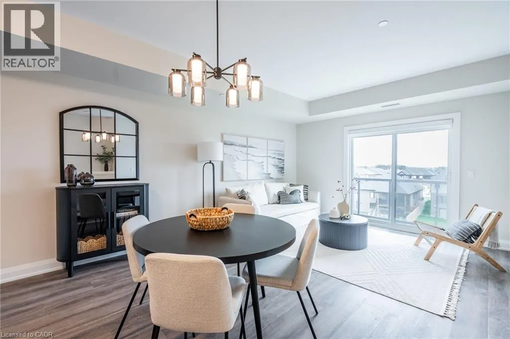 118 SUMMERSIDES Boulevard Unit# 307, #307
