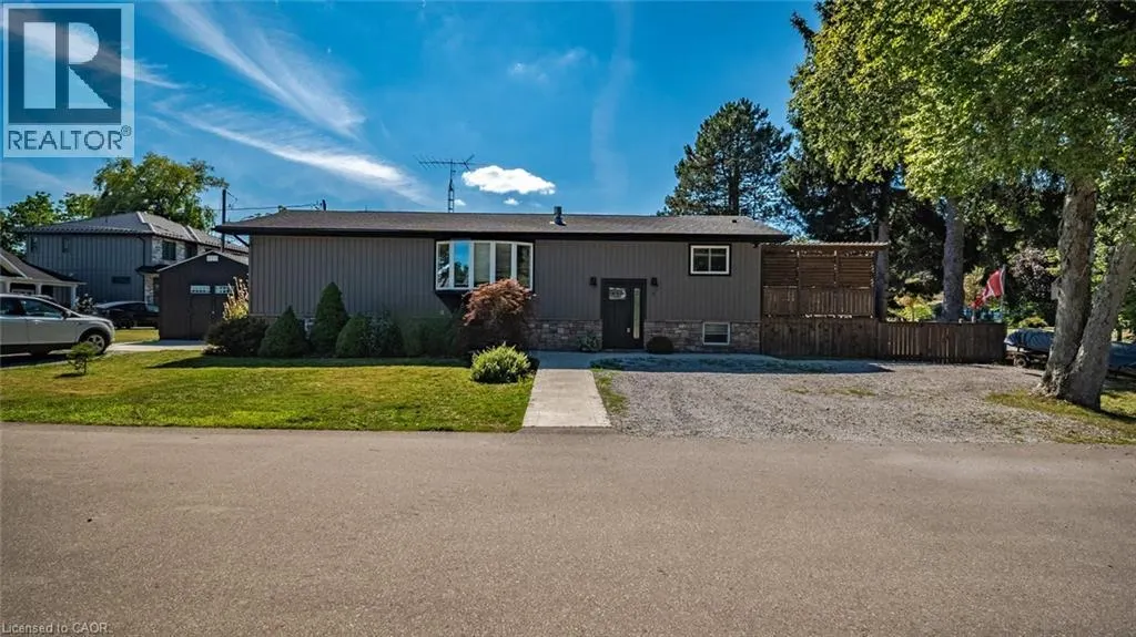 9 KIWANIS Avenue