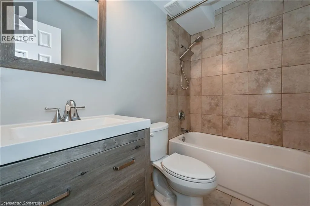 283 FAIRWAY Road N Unit# 101, #101