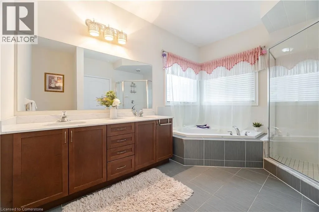756 FREEMONT Court