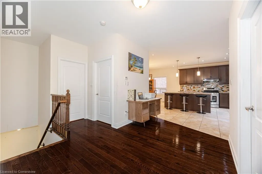 756 FREEMONT Court