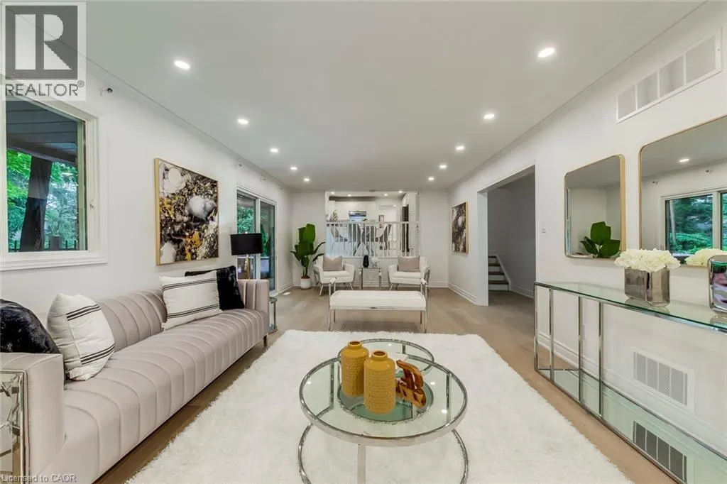 170 CAVENDISH Court