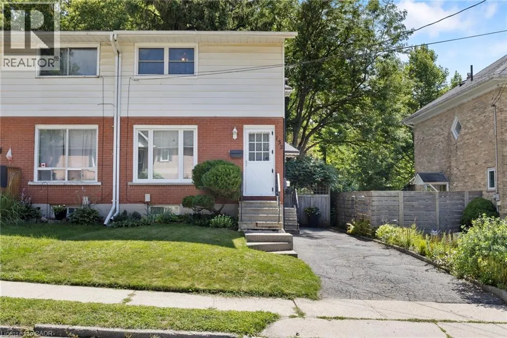 132 MAPLE Street