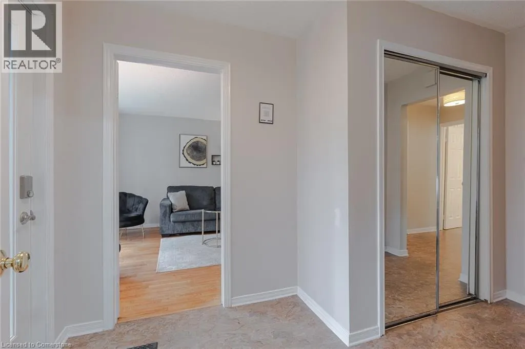 89 REDING Road Unit# Upper, #Upper