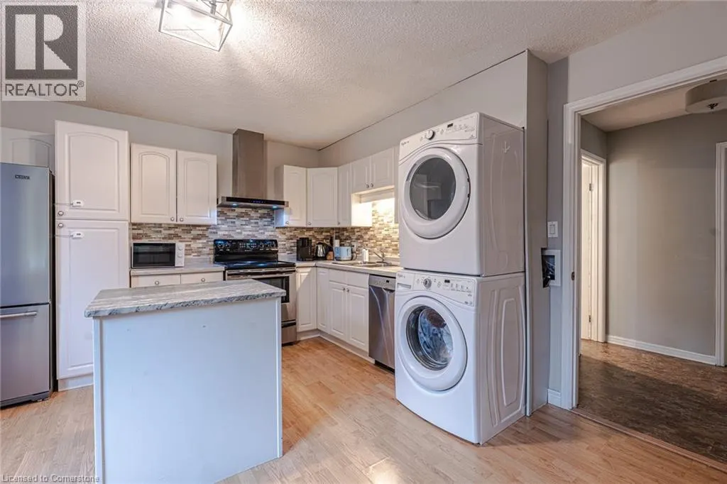89 REDING Road Unit# Upper, #Upper
