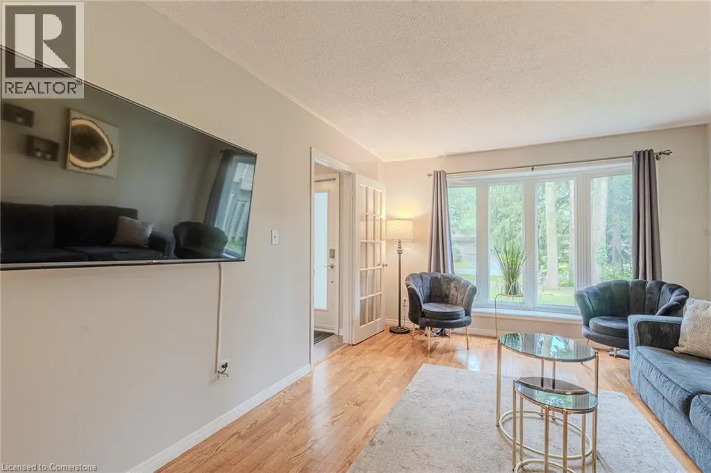 89 REDING Road Unit# Upper, #Upper