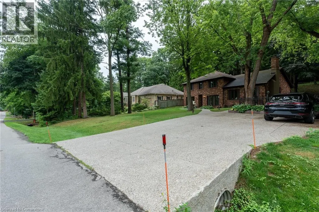 89 REDING Road Unit# Upper, #Upper