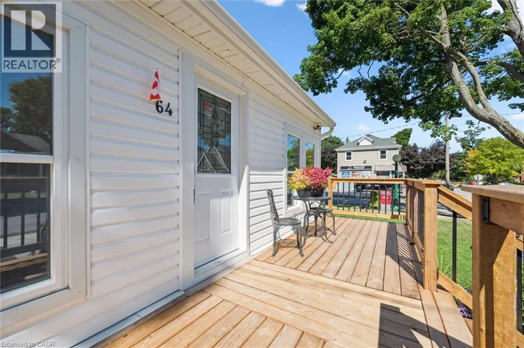 64 POLLOCK Avenue