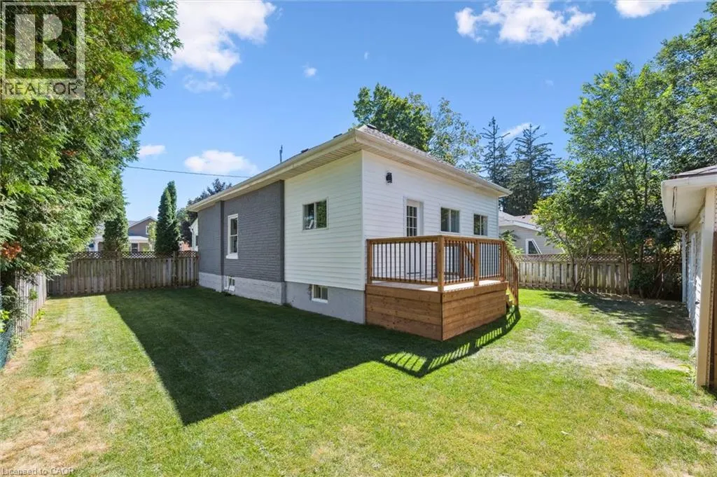 64 POLLOCK Avenue