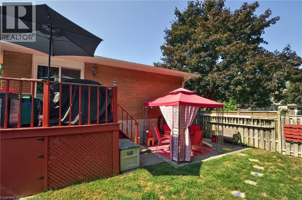 44 MARK Crescent