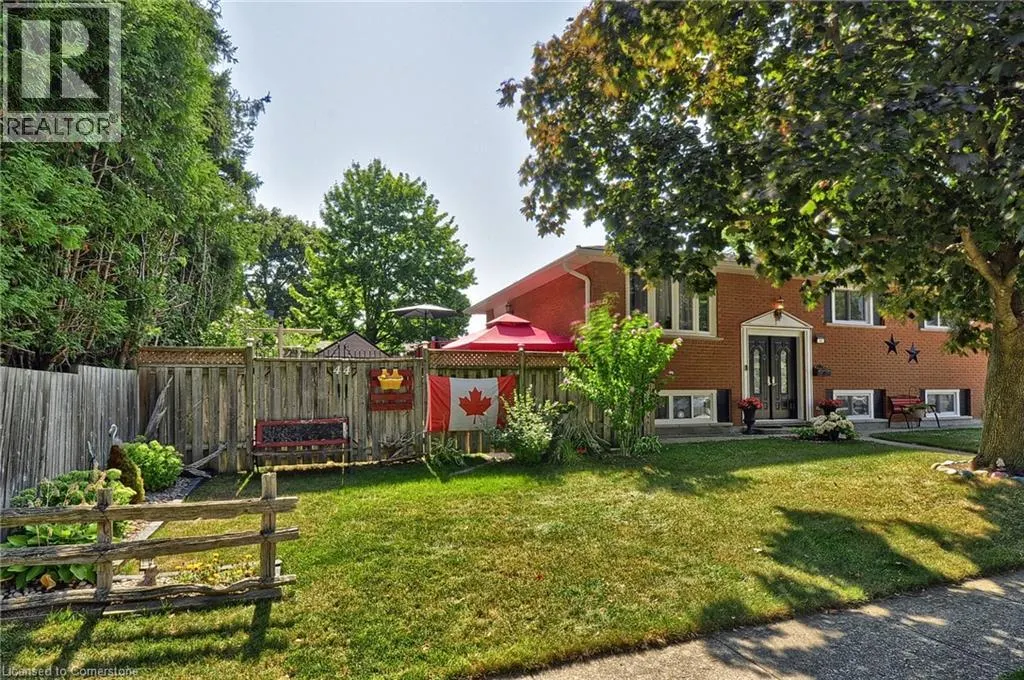 44 MARK Crescent