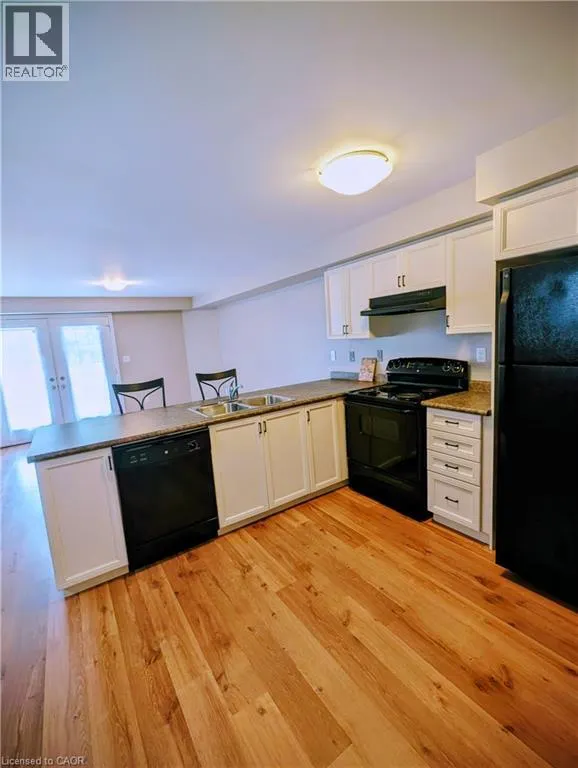 35 MOUNTFORD Drive Unit# 94, #94