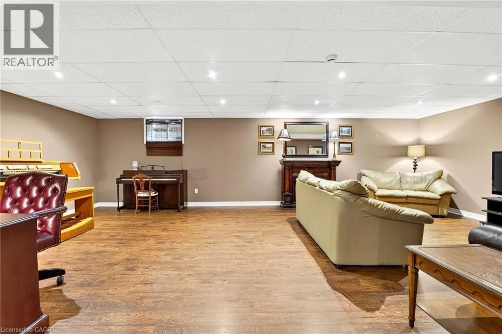 605 WELLAND Avenue Unit# 33, #33