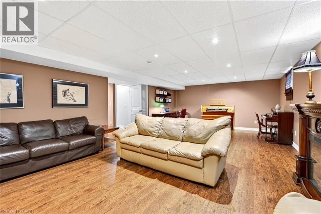 605 WELLAND Avenue Unit# 33, #33