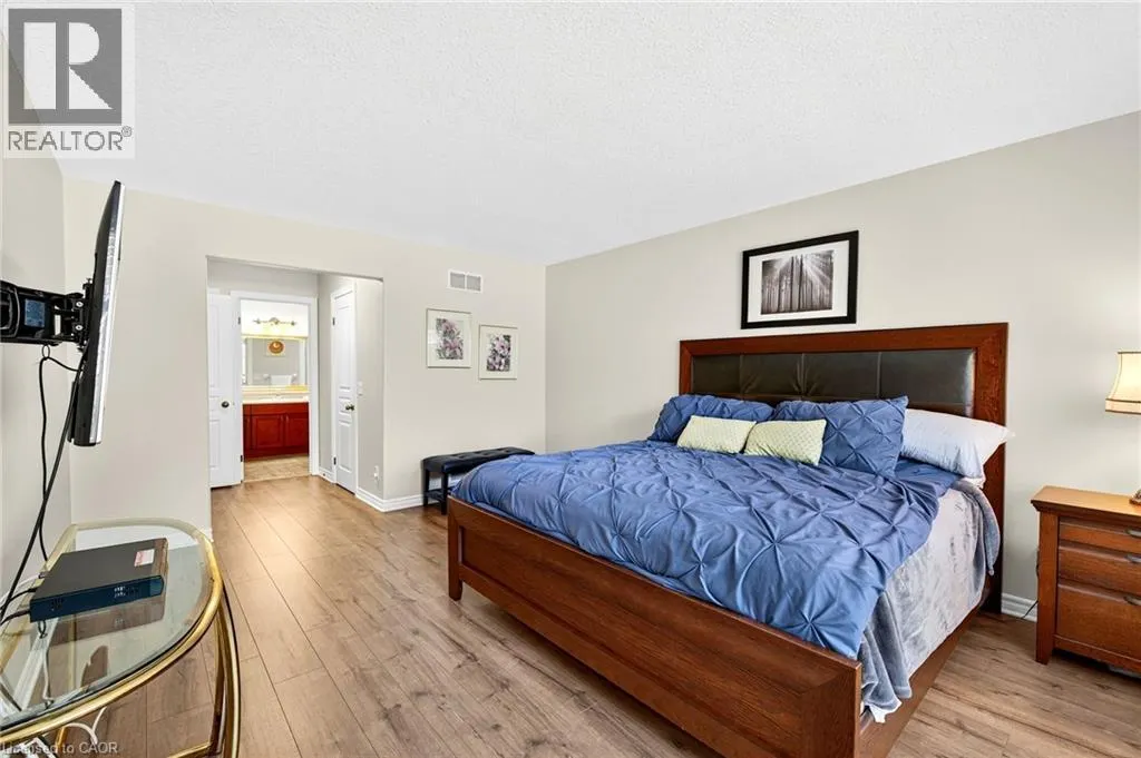 605 WELLAND Avenue Unit# 33, #33