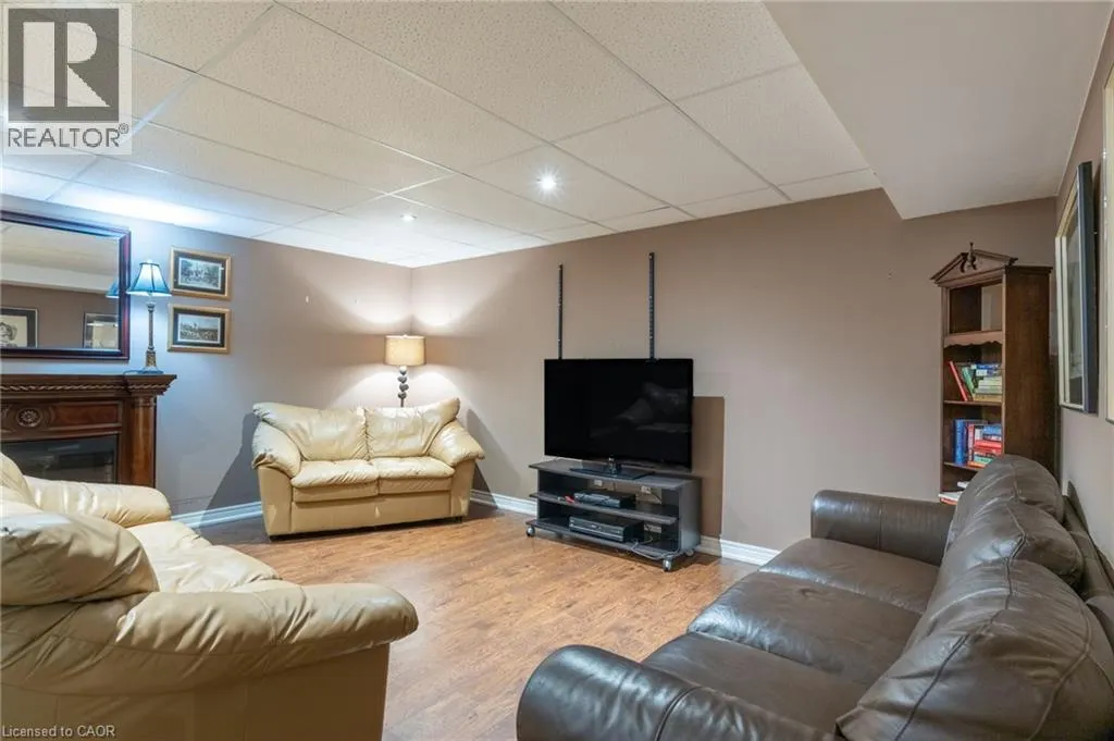 605 WELLAND Avenue Unit# 33, #33