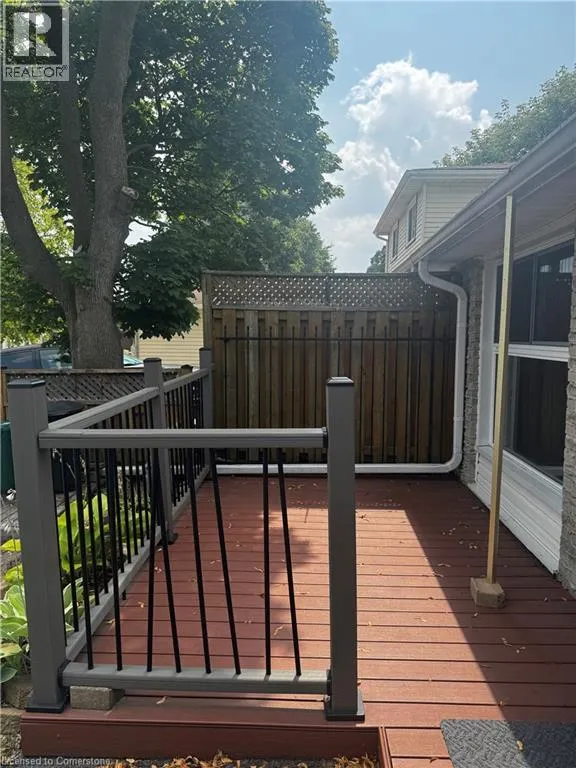 230 LINDEN Drive