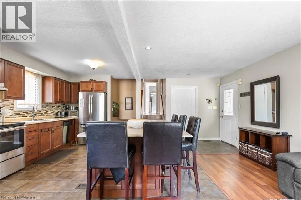 87 OLD CARRIAGE Drive