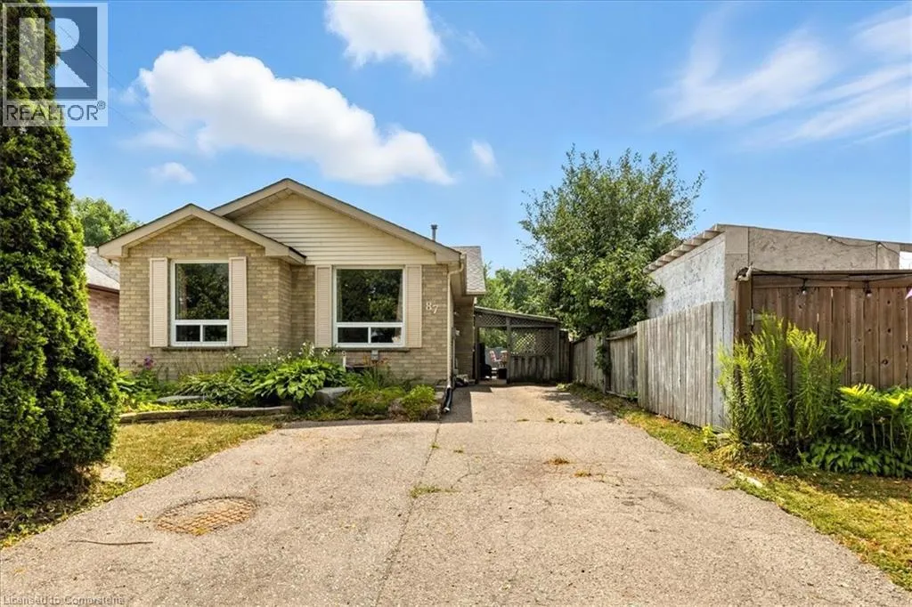 87 OLD CARRIAGE Drive