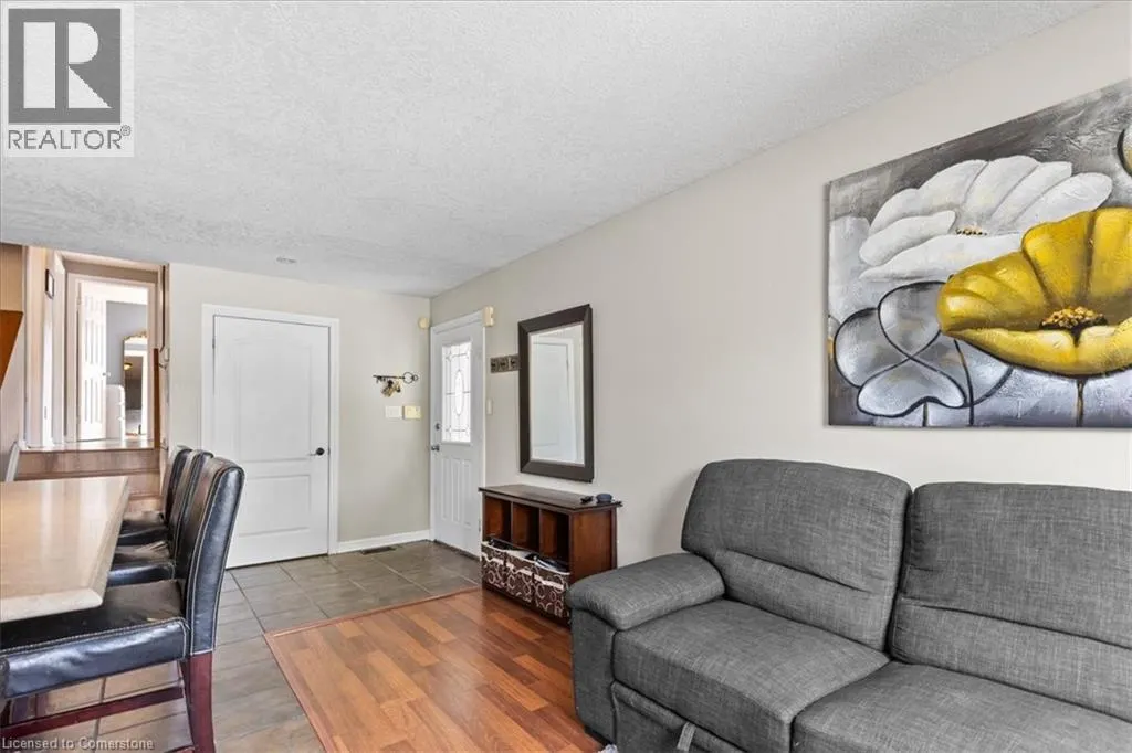87 OLD CARRIAGE Drive