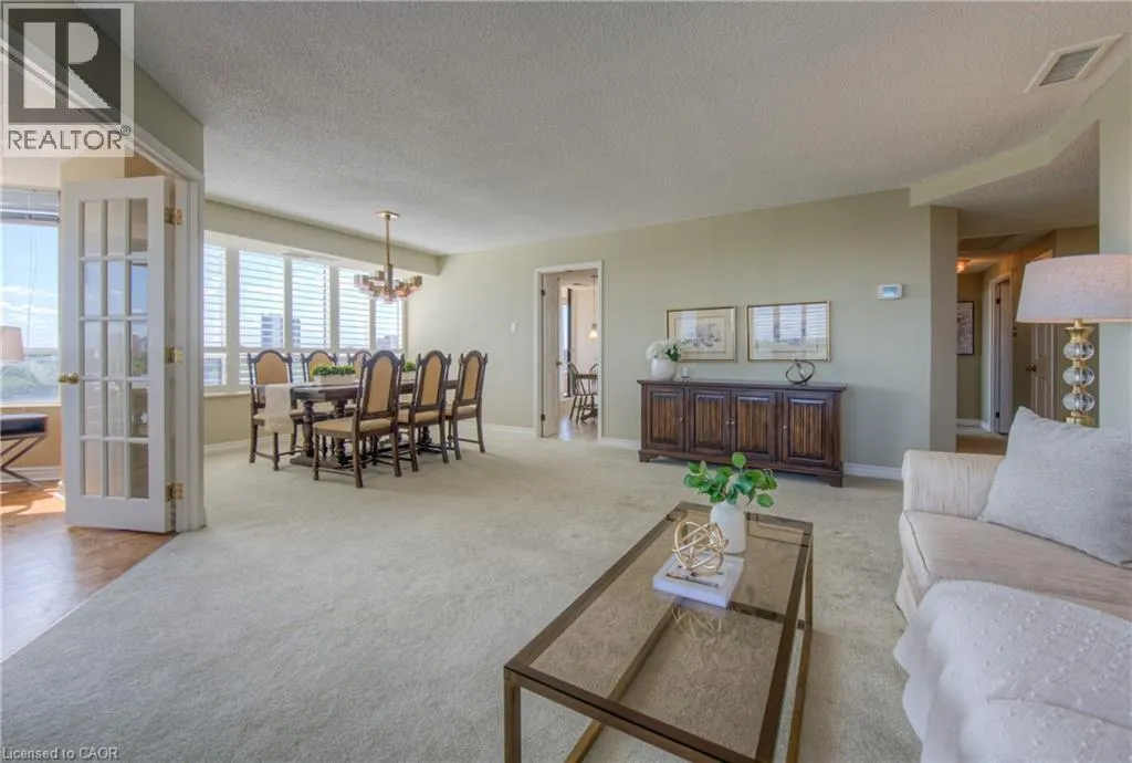 4 WILLOW Street Unit# 1502, #1502