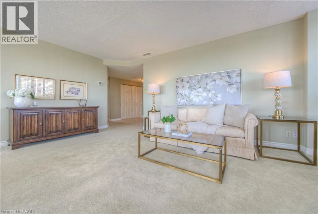 4 WILLOW Street Unit# 1502, #1502
