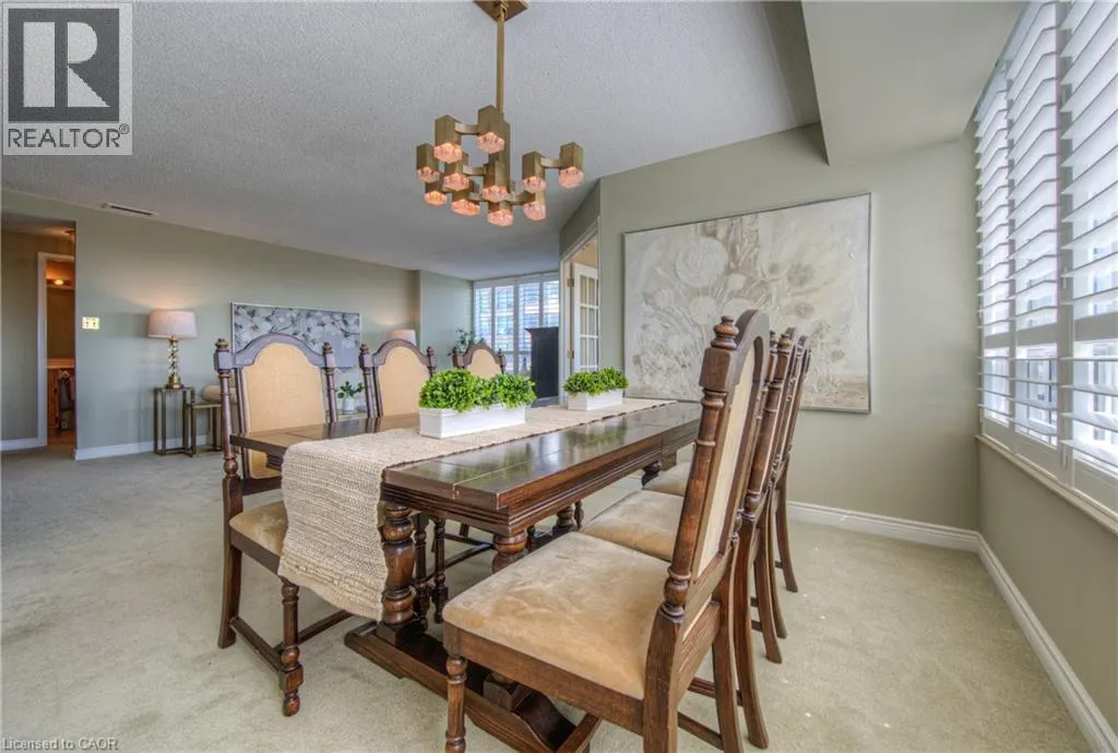 4 WILLOW Street Unit# 1502, #1502