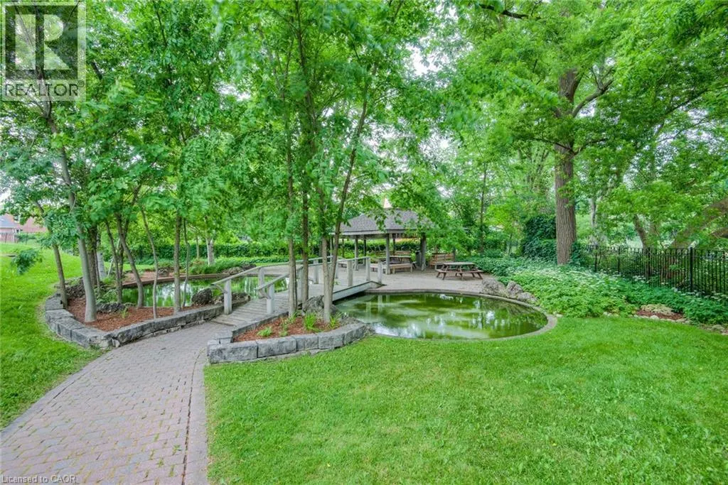 4 WILLOW Street Unit# 1502, #1502