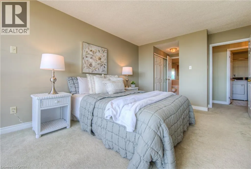 4 WILLOW Street Unit# 1502, #1502