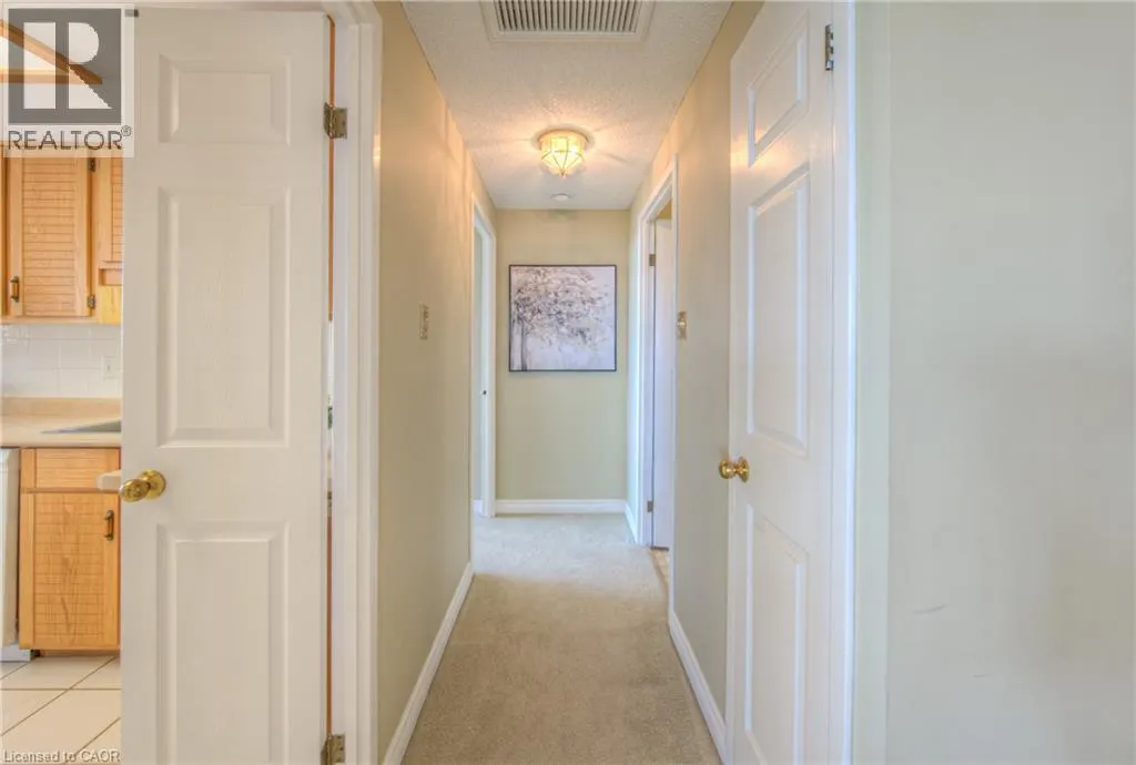 4 WILLOW Street Unit# 1502, #1502