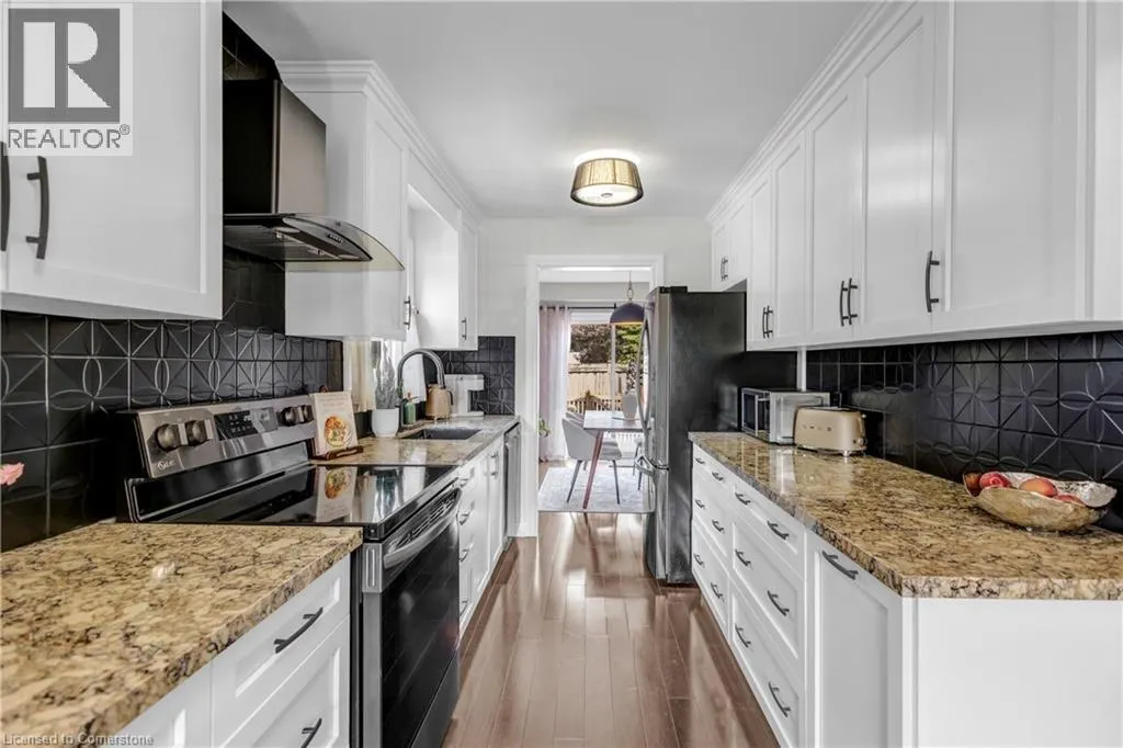 302 WILKES Court Unit# 24, #24