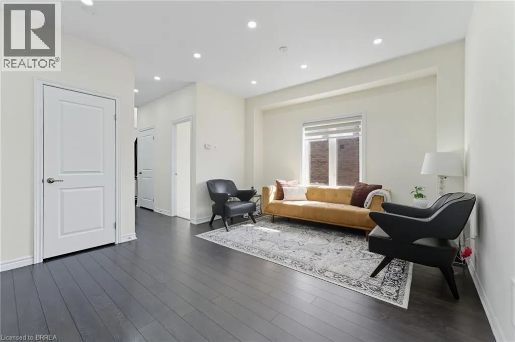 23 WHITTON Drive