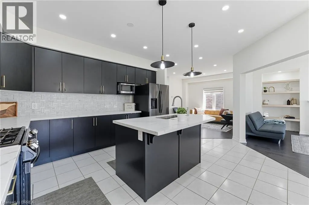 23 WHITTON Drive