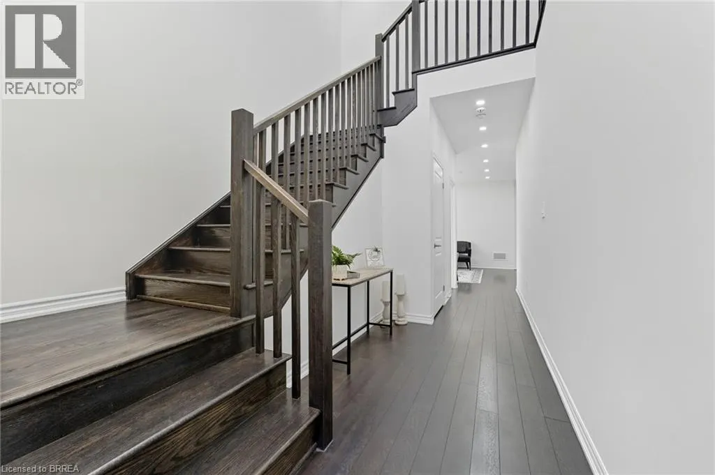 23 WHITTON Drive
