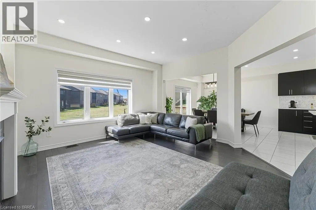 23 WHITTON Drive