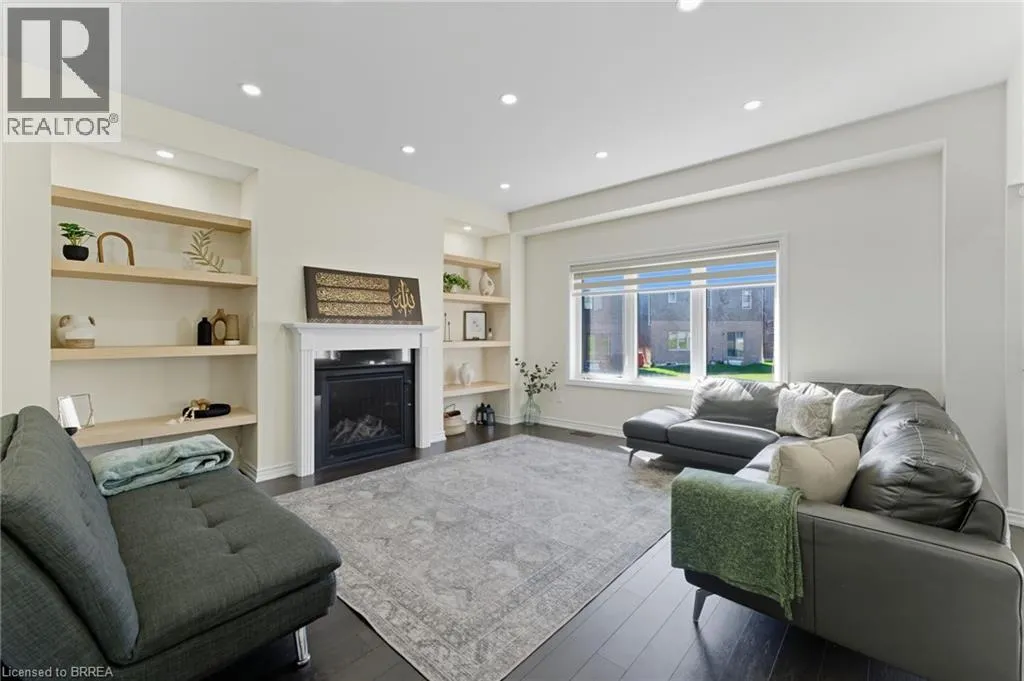23 WHITTON Drive