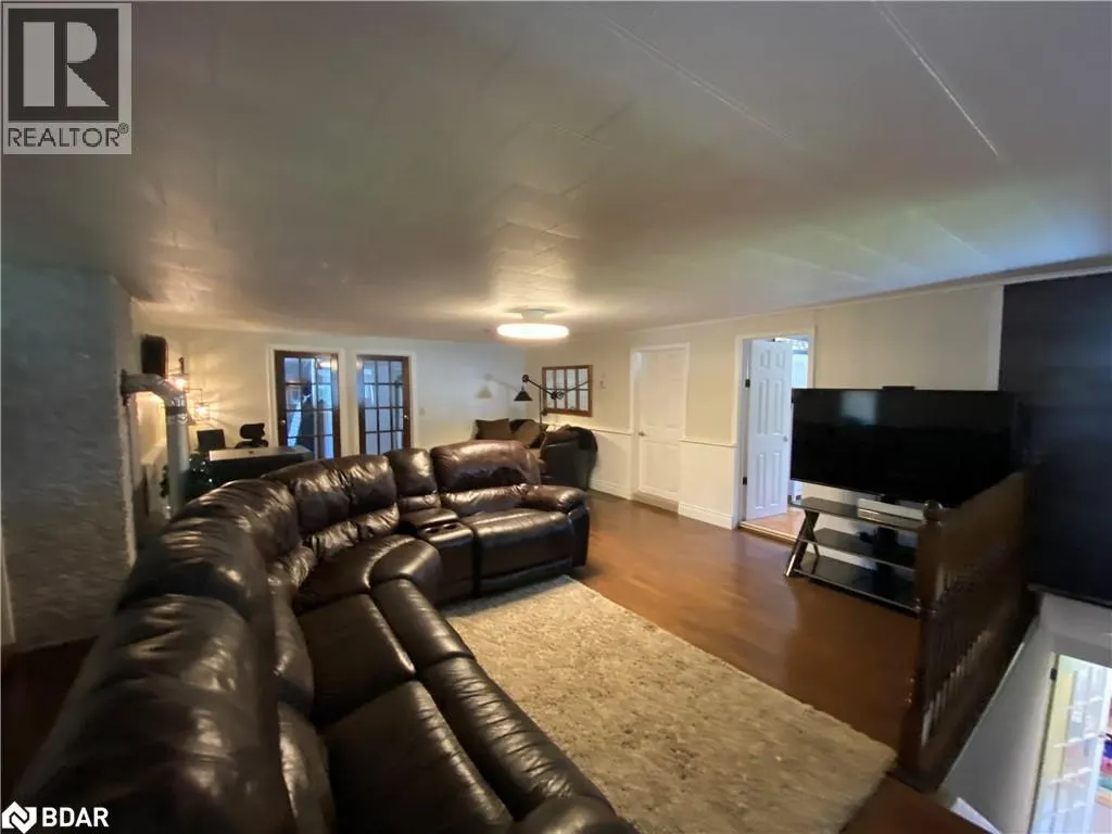 1725 EARL HAID Avenue Crescent