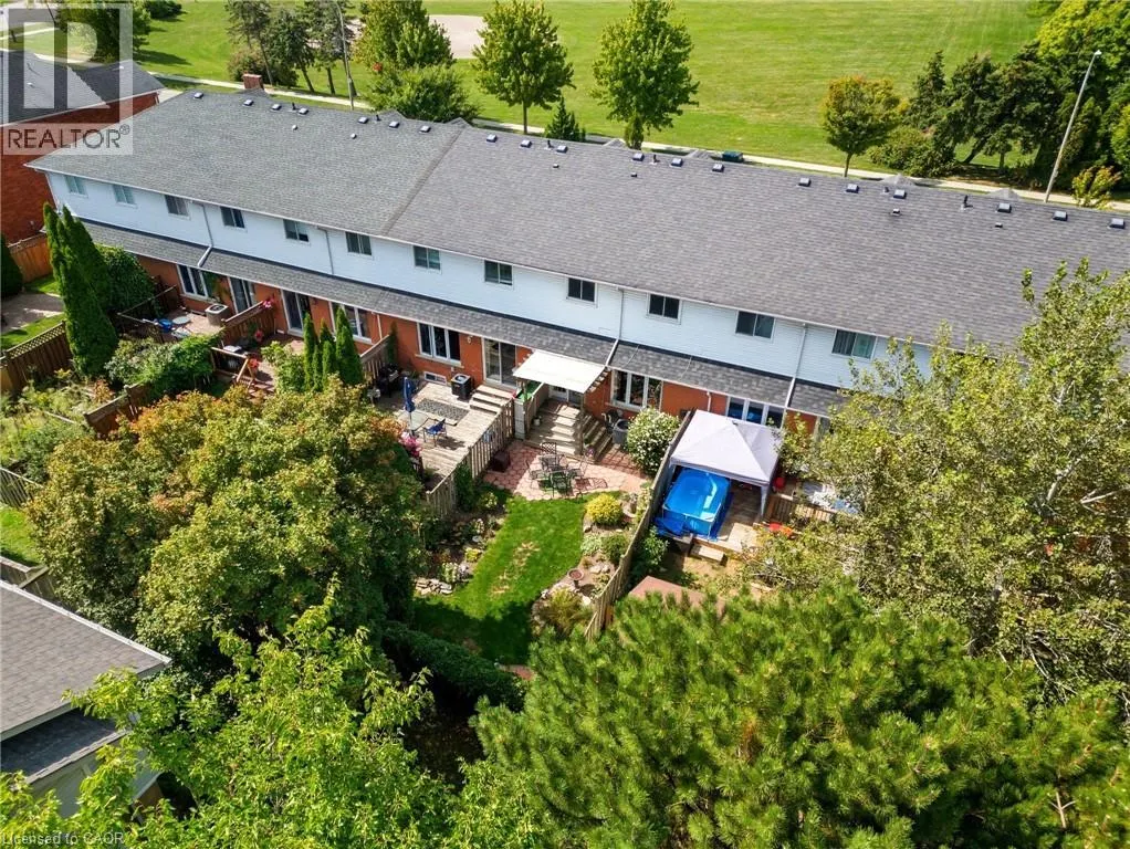57 PINEWOODS Drive