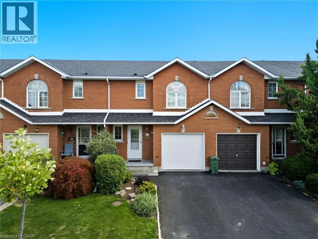 57 PINEWOODS Drive
