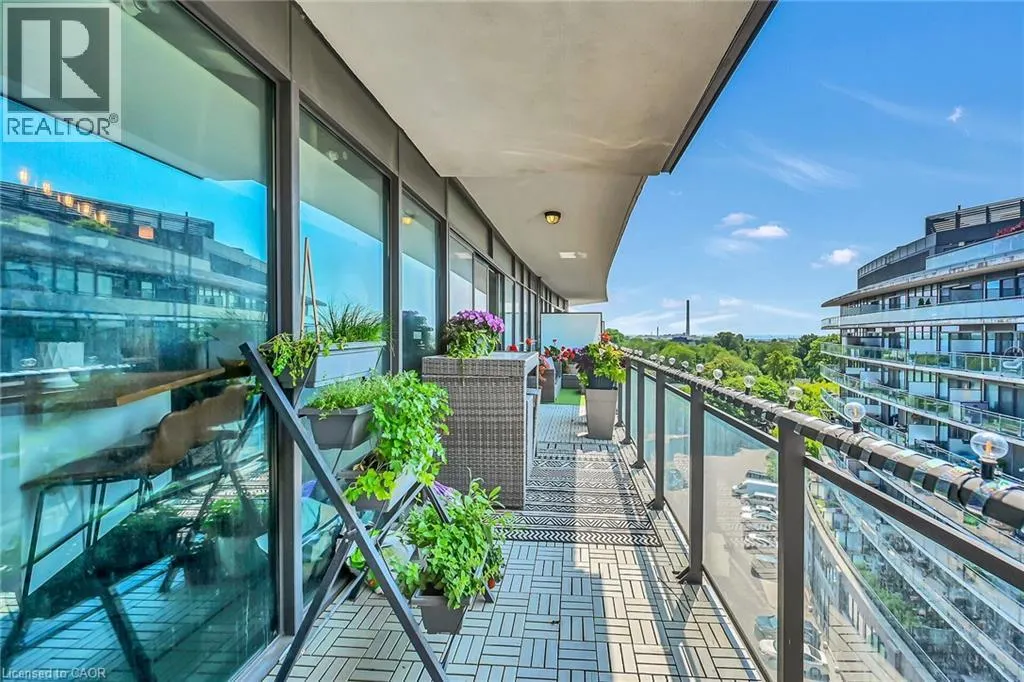 1201 DUNDAS Street E Unit# 902, #902