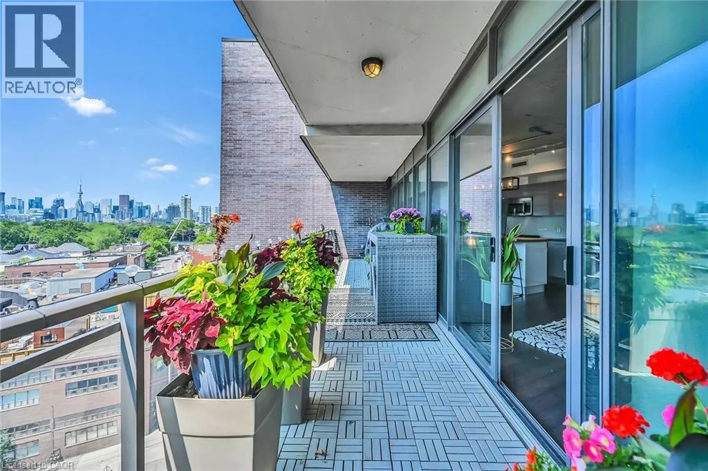 1201 DUNDAS Street E Unit# 902, #902