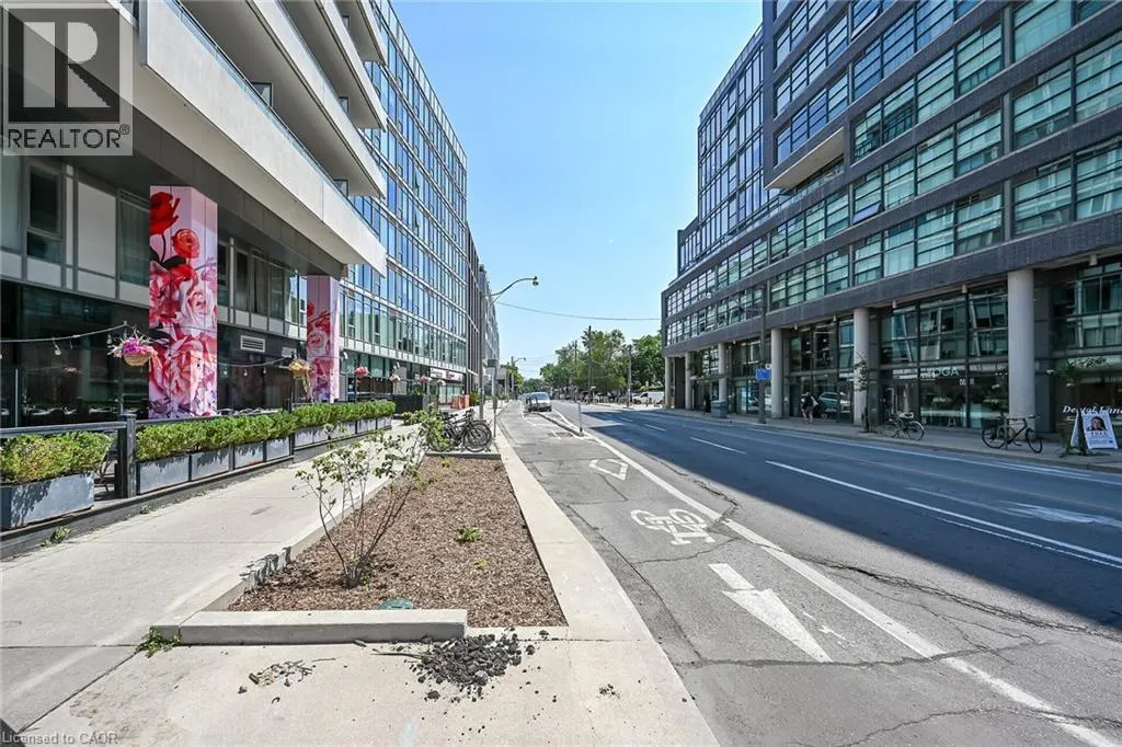 1201 DUNDAS Street E Unit# 902, #902