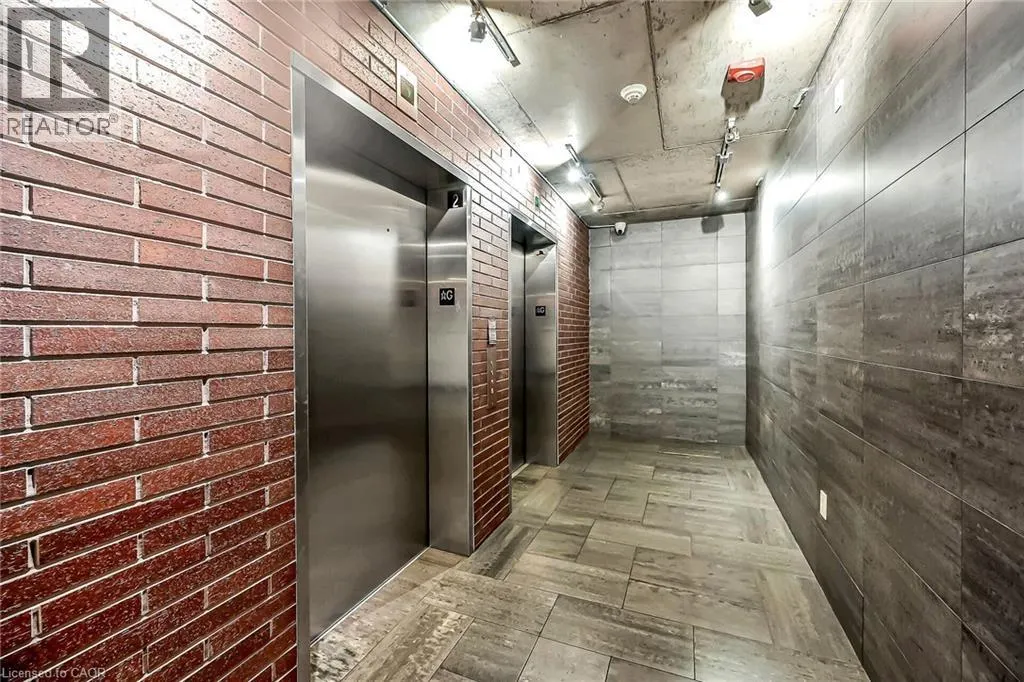 1201 DUNDAS Street E Unit# 902, #902