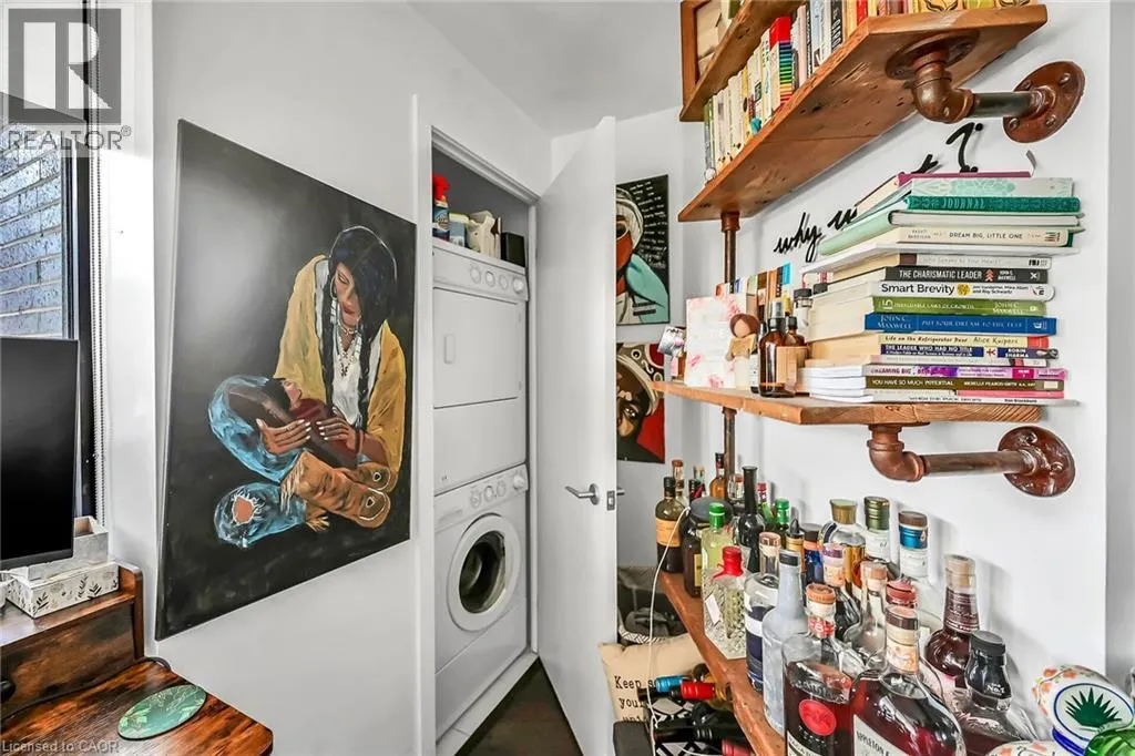 1201 DUNDAS Street E Unit# 902, #902