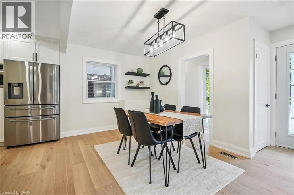 25 ELGIN Street
