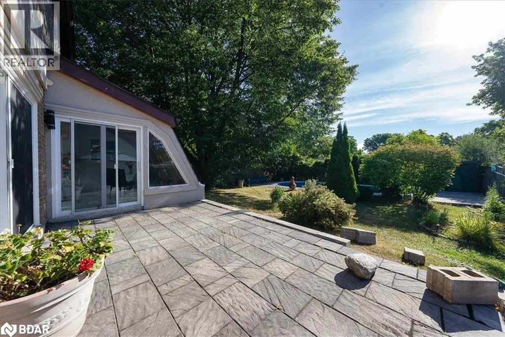 7 GRIST MILL Road E