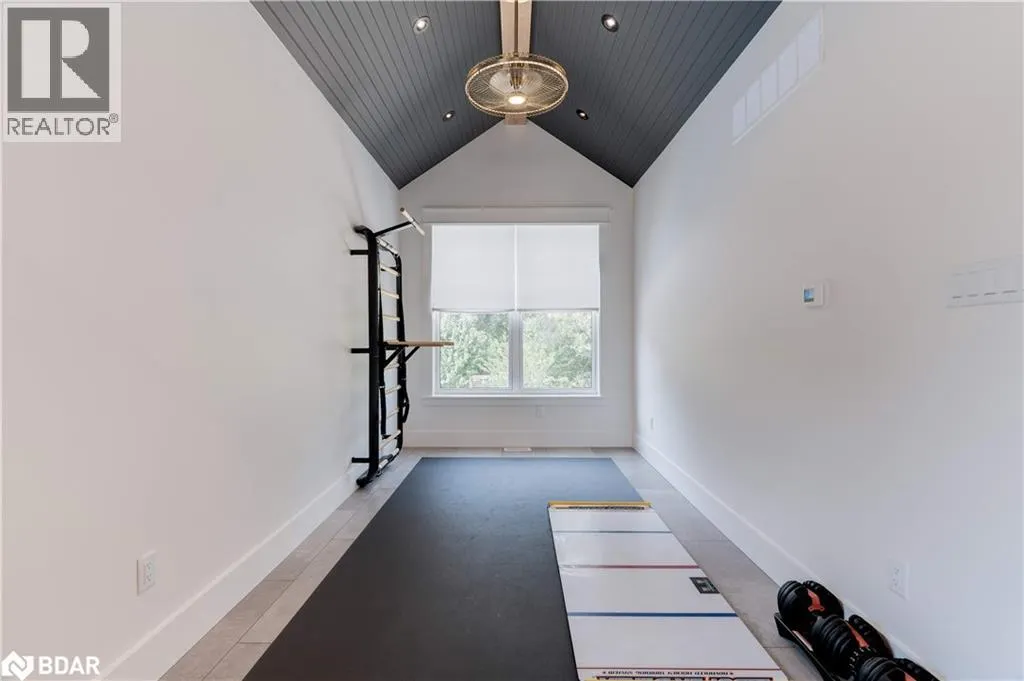 41 FAIRWOOD Place E