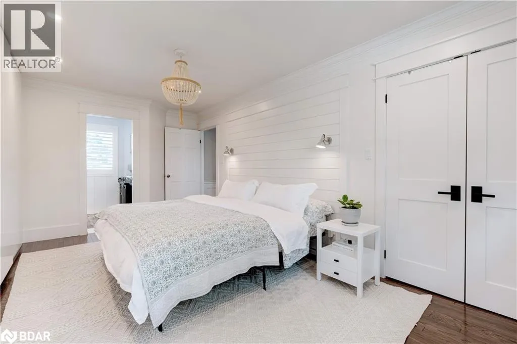41 FAIRWOOD Place E