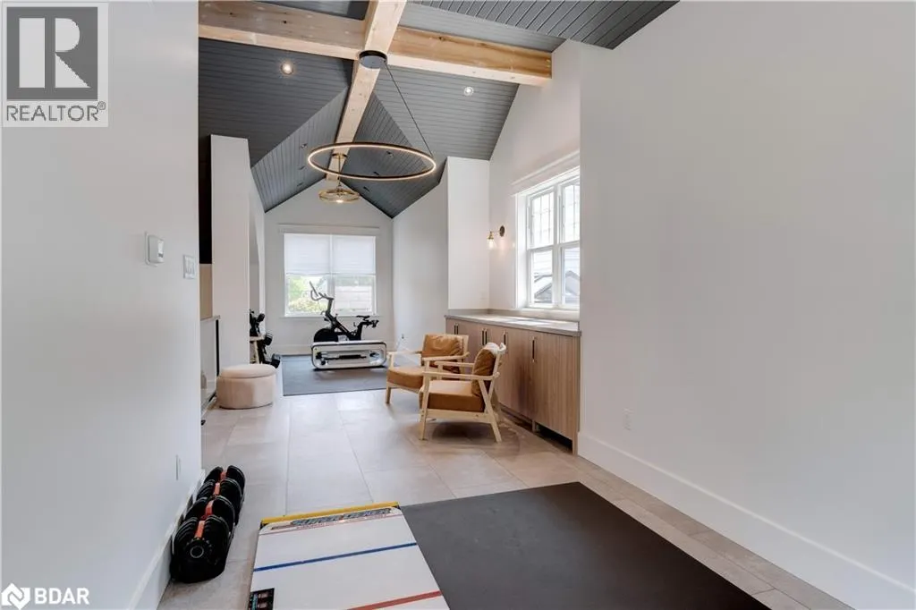 41 FAIRWOOD Place E